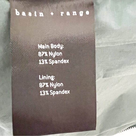 Basin + Range Quilted Bomber Jacket - Picture 5 of 7